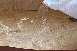 融水漏水维修 免砸砖防水材料该如何施工